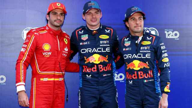 Carlos Sainz, Max Verstappen y Checo Pérez, tras la clasificación del GP de Australia 2024