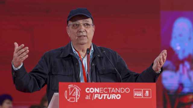 El expresidente de la Junta de Extremadura Guillermo Fernández Vara, este sabado en el Congreso regional del PSOE.