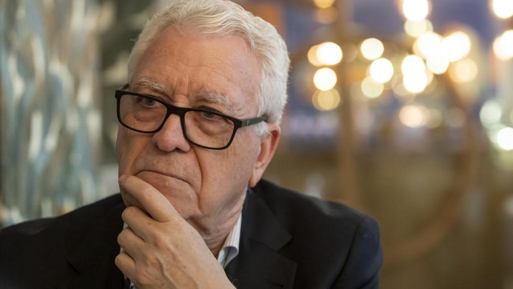 Imagen detalle de un momento de la entrevista.