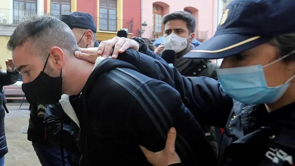 David tras ser arrestado.