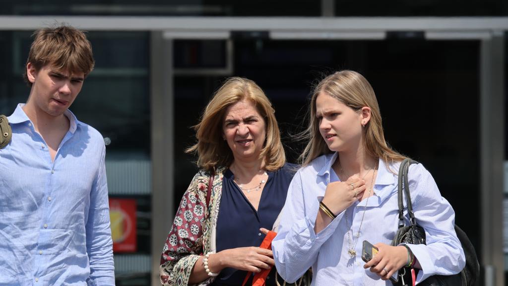 La infanta Cristina, Irene y Miguel Urdangarin en una imagen de junio de 2023.