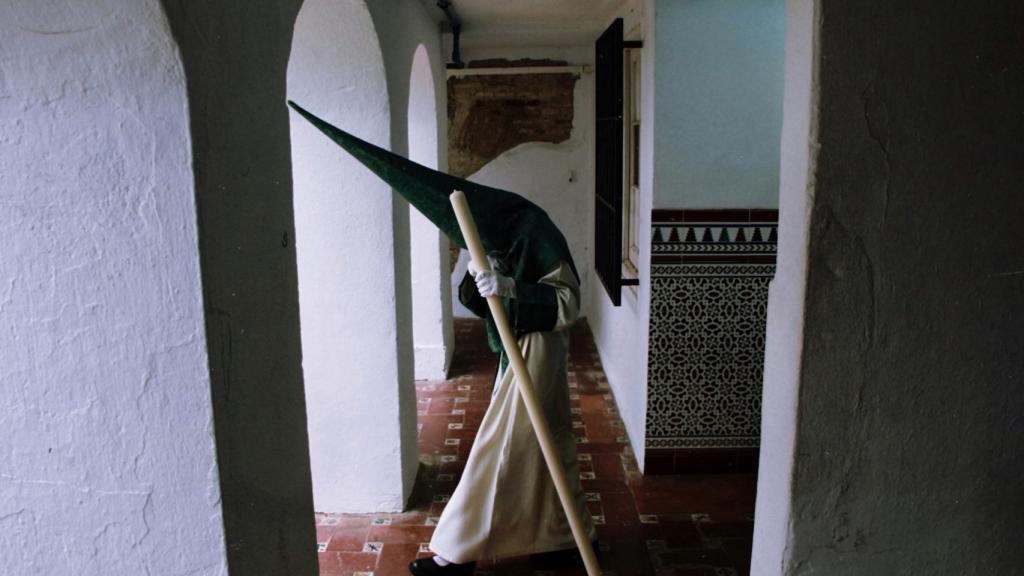 Las imágenes de un Domingo de Ramos condenado al llanto por la lluvia