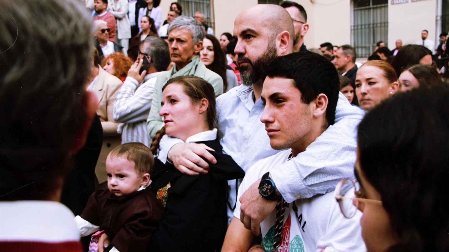Las imágenes de un Domingo de Ramos condenado al llanto por la lluvia