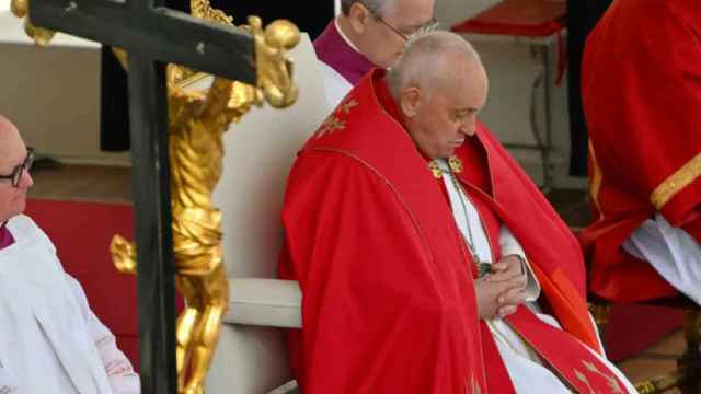 Un Papa Francisco visiblemente cansado se salta la homilía del Domingo de Ramos.