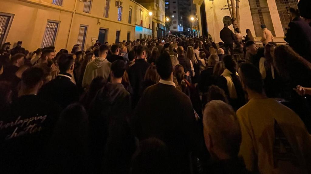 Esta es la situación en la casa hermandad del Cautivo.