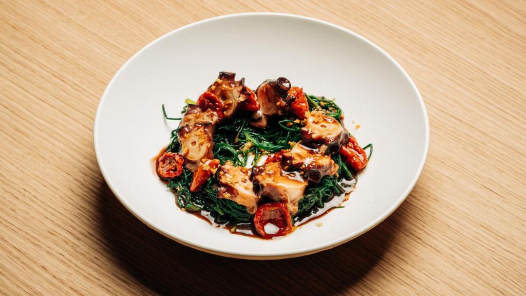 Ensalada de agretti y pulpo.