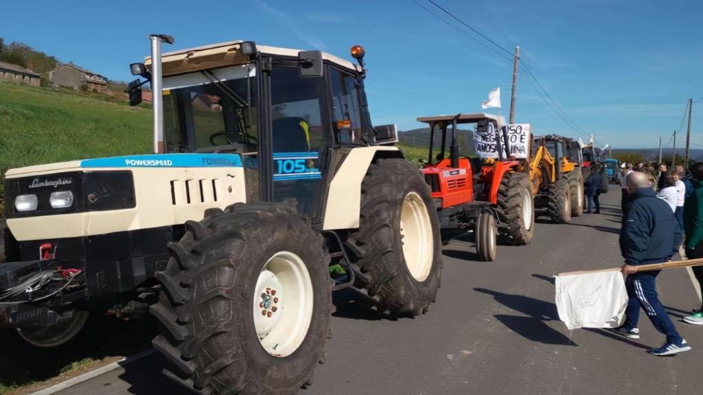 Protesta contra la balsa de Cornanda-Tambre.