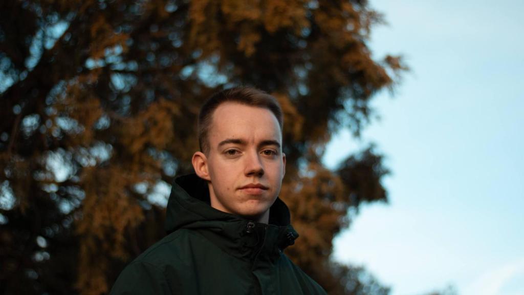 Rodrigo, el joven arandino que se tiene que desplazar en bus a Madrid