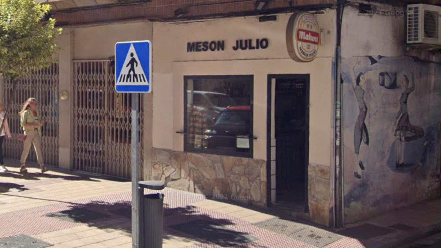 El exterior del Mesón de Julio en Valladolid