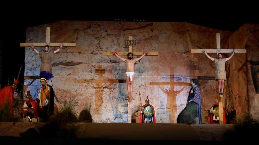 Recreación de la crucifixión.