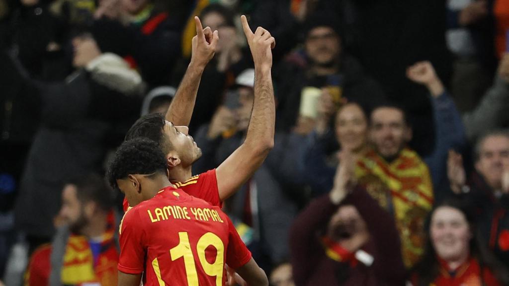 Rodri Hernández celebra el gol frente a Brasil.
