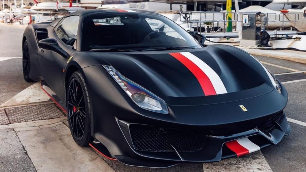 La versión del Ferrari Daytona SP3 personalizada para Charles Leclerc