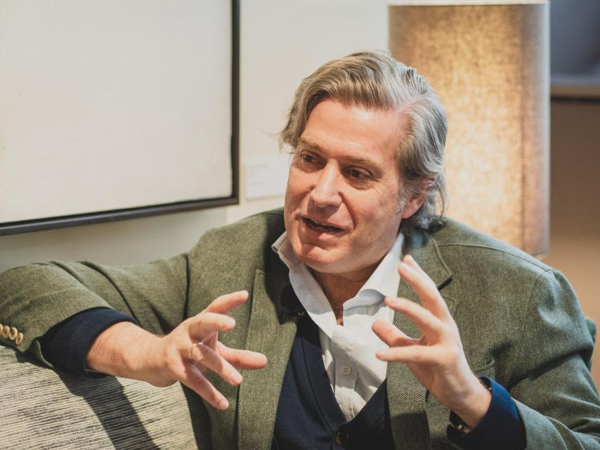 Javier Gomá es autor de una tetralogía sobre la ejemplaridad. Uno de los tomos versa sobre la ejemplaridad pública.