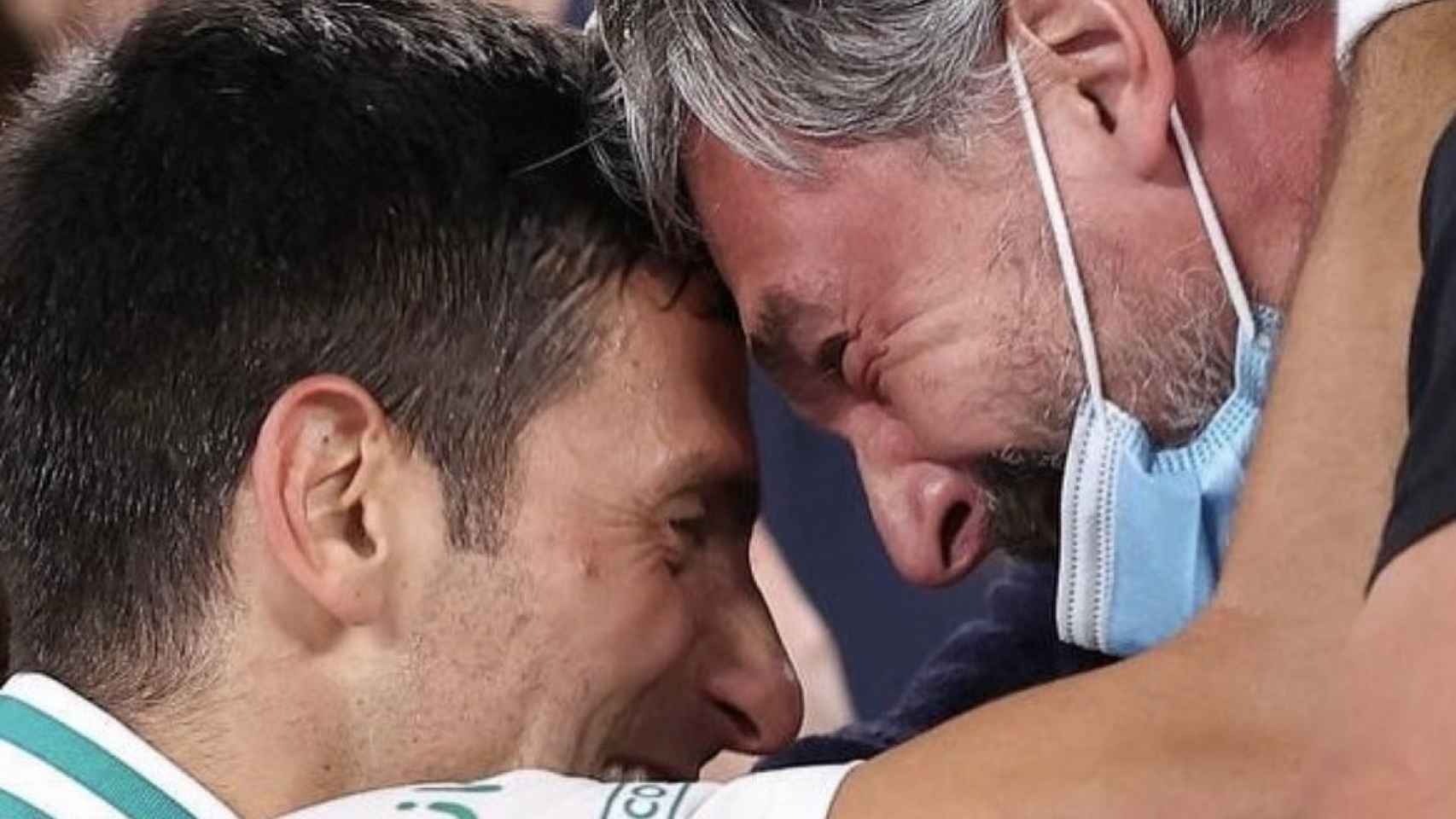 Novak Djokovic y Goran Ivanisevic celebran juntos