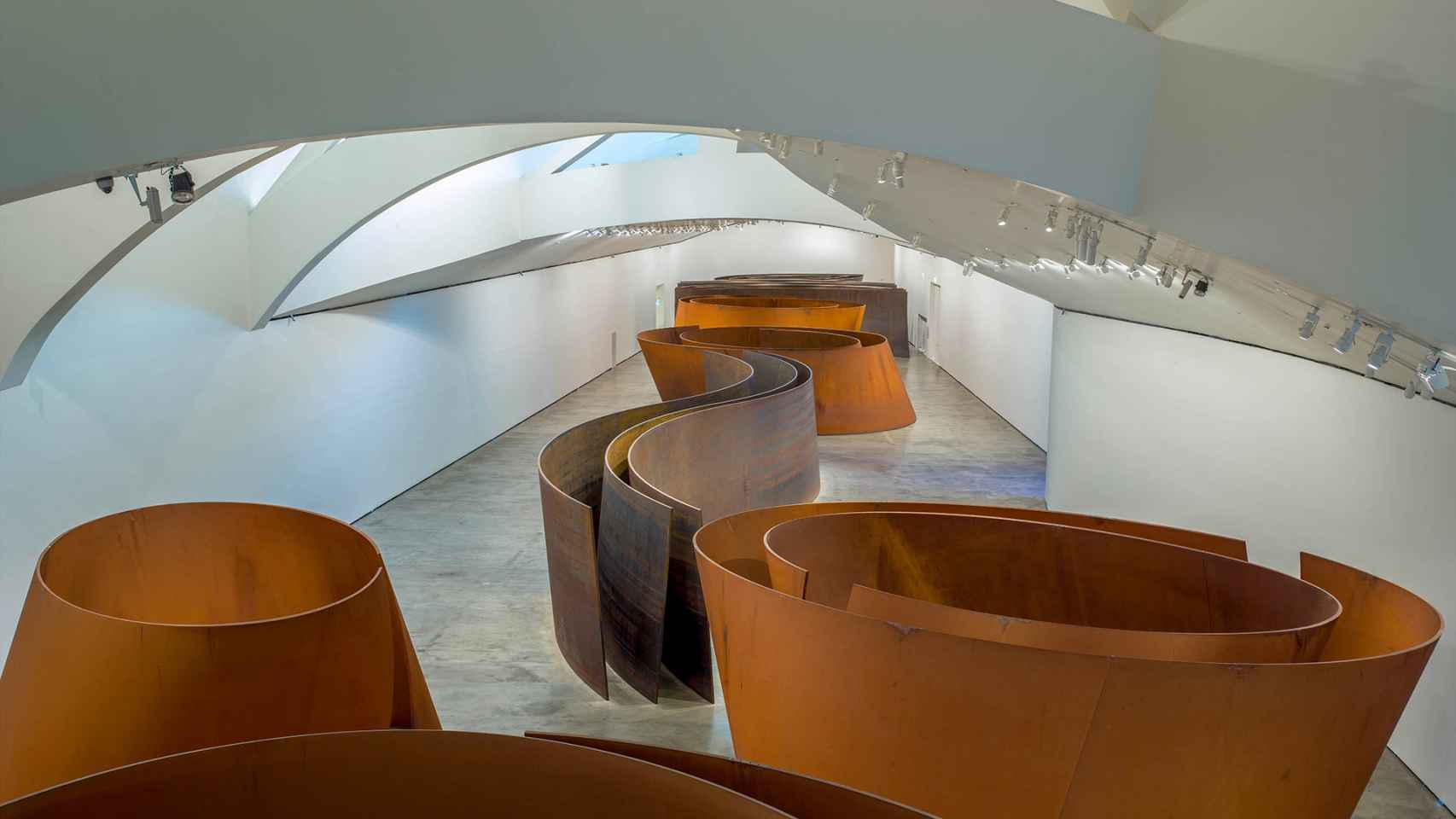 La materia del tiempo (The Matter of Time, 1994–2005), de Richard Serra. Foto: Museo Guggenheim Bilbao.