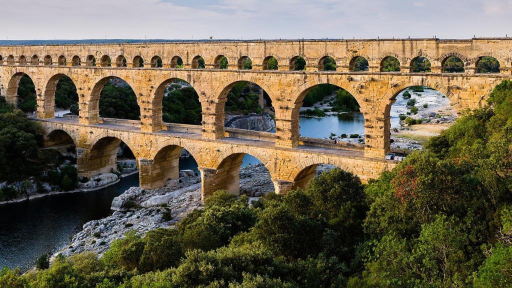 El acueducto romano más alto del mundo está en Francia