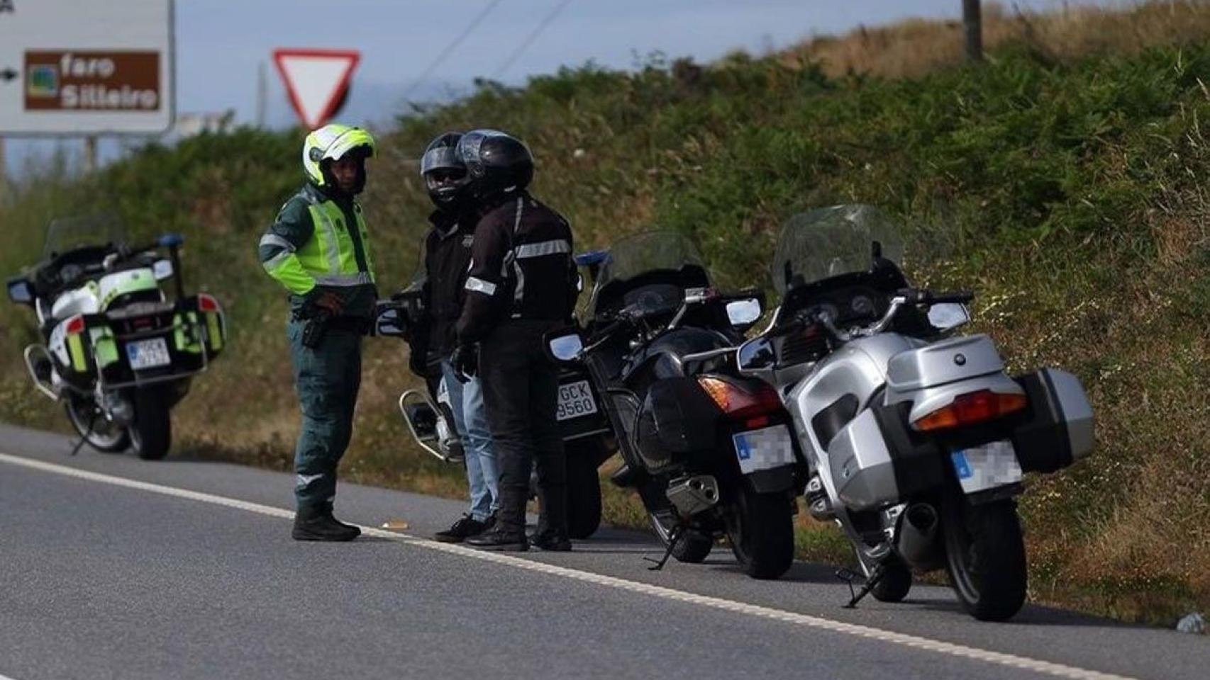 Las nuevas motos camufladas de la DGT que verás en las carreteras ya mismo: cómo identificarlas