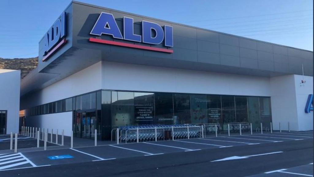 Fachada Aldi.