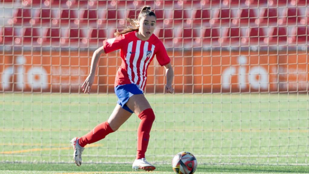 Una jugadora del Atlético de Madrid 'B' durante un partido