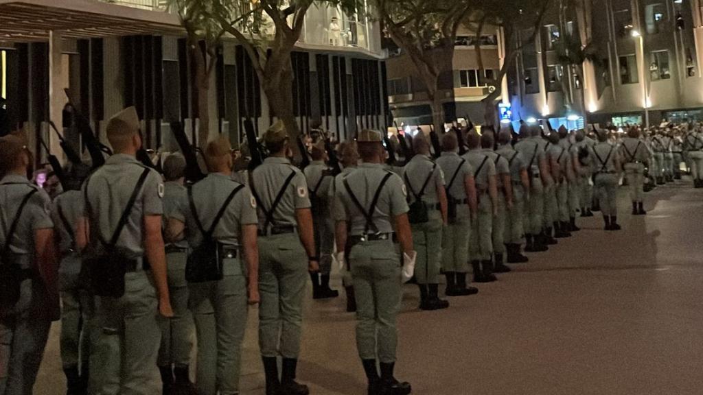La Legión acompaña a Mena este Jueves Santo.