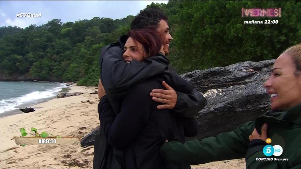 La reconciliación entre Laura Matamoros y Kiko Jiménez.