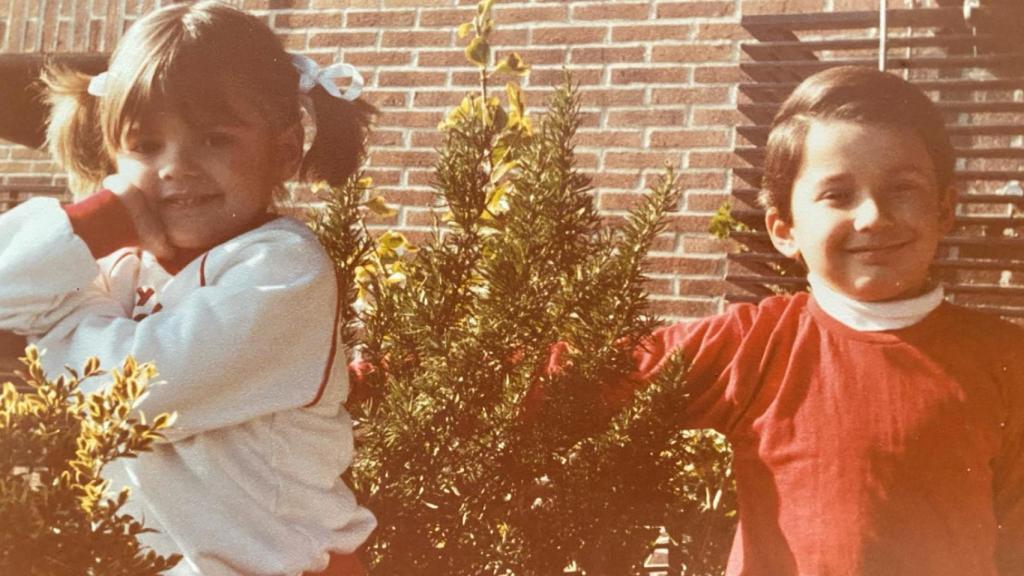 Laura y Alberto Caballero, de pequeños.