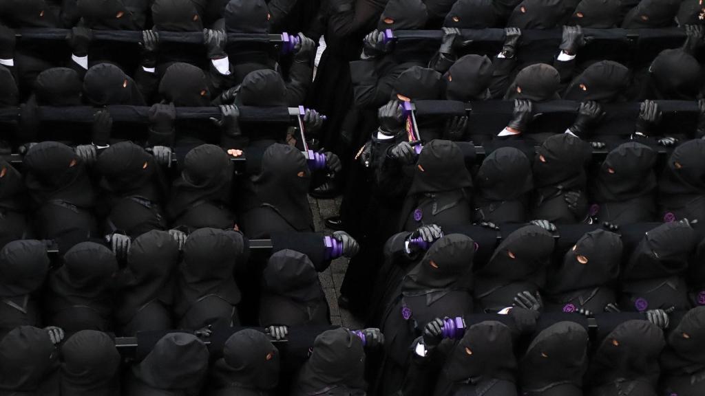 Procesión de los pasos que incluye El Encuentro en León