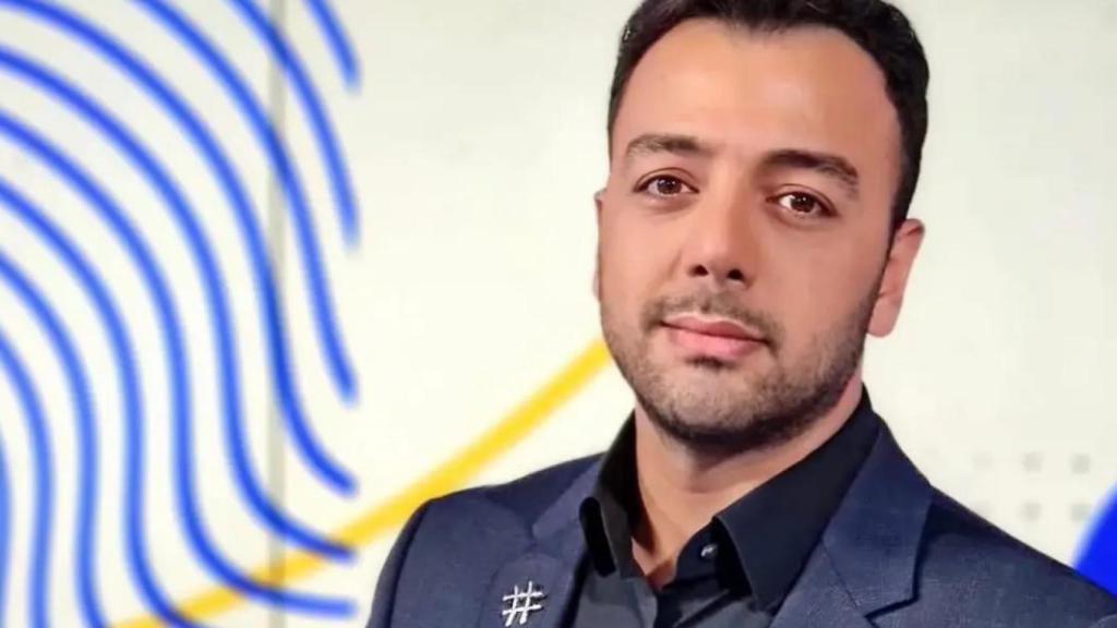 El periodista iraní Pouria Zeraati, presentador de la cadena Iran International.