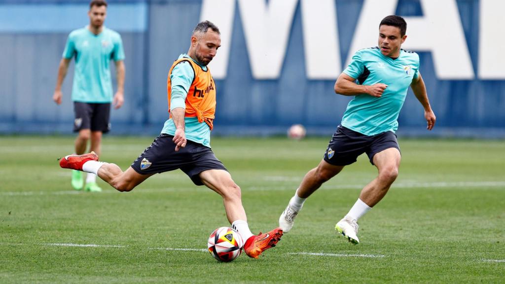 David Ferreiro y Luca Sangalli durante un entrenamiento con el Málaga CF