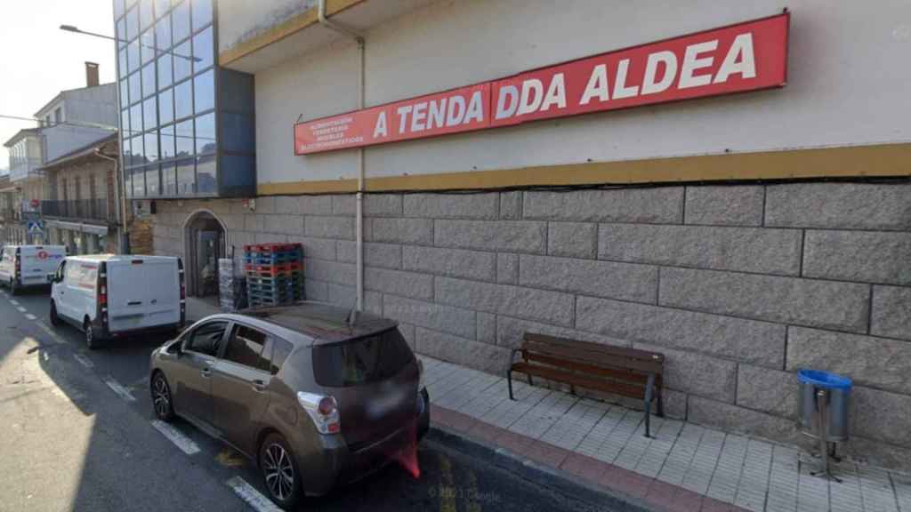 A Tenda da Aldea, establecimiento de Cerdedo donde se vendió el boleto ganador.