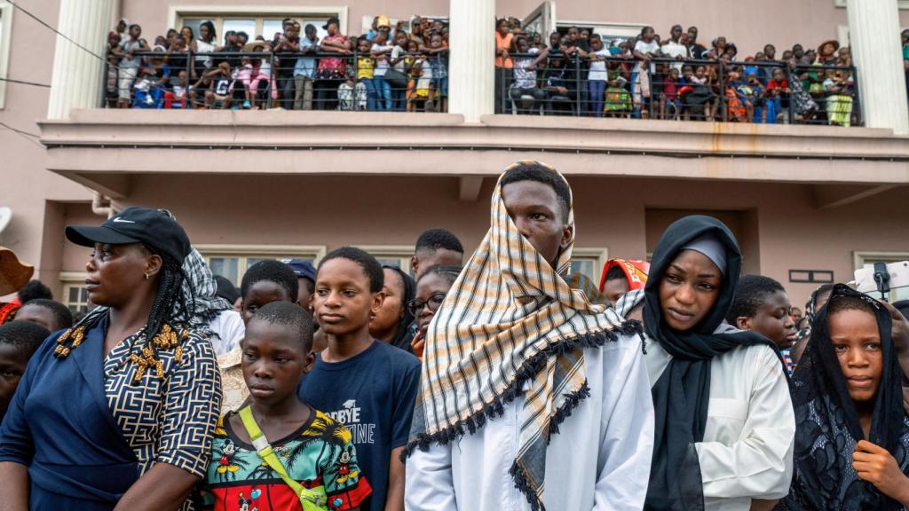 Ciudadanos nigerianos celebrando la Semana Santa.