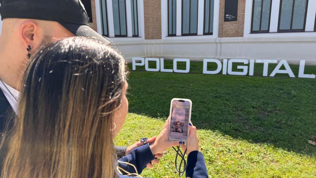 Carbonero y Román, usando AMALia.