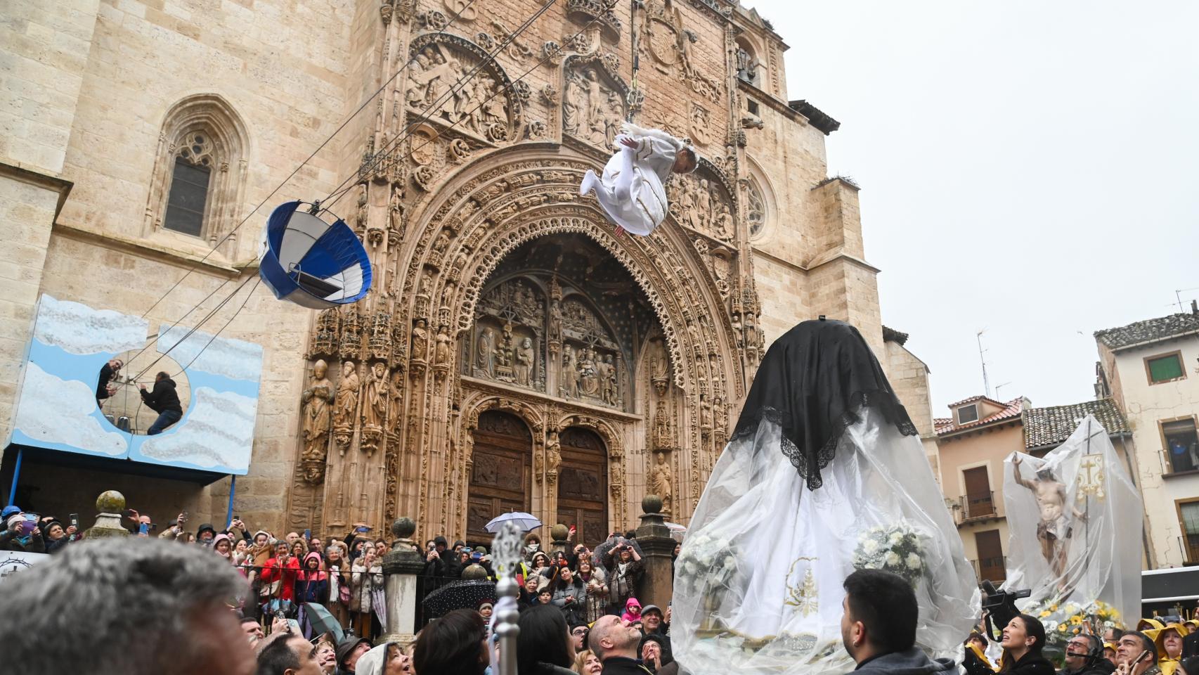 Bajada del Ángel en Aranda de Duero