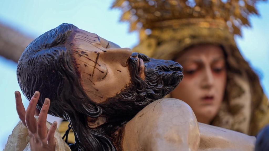 La Piedad de Los Servitas, por la Campana.