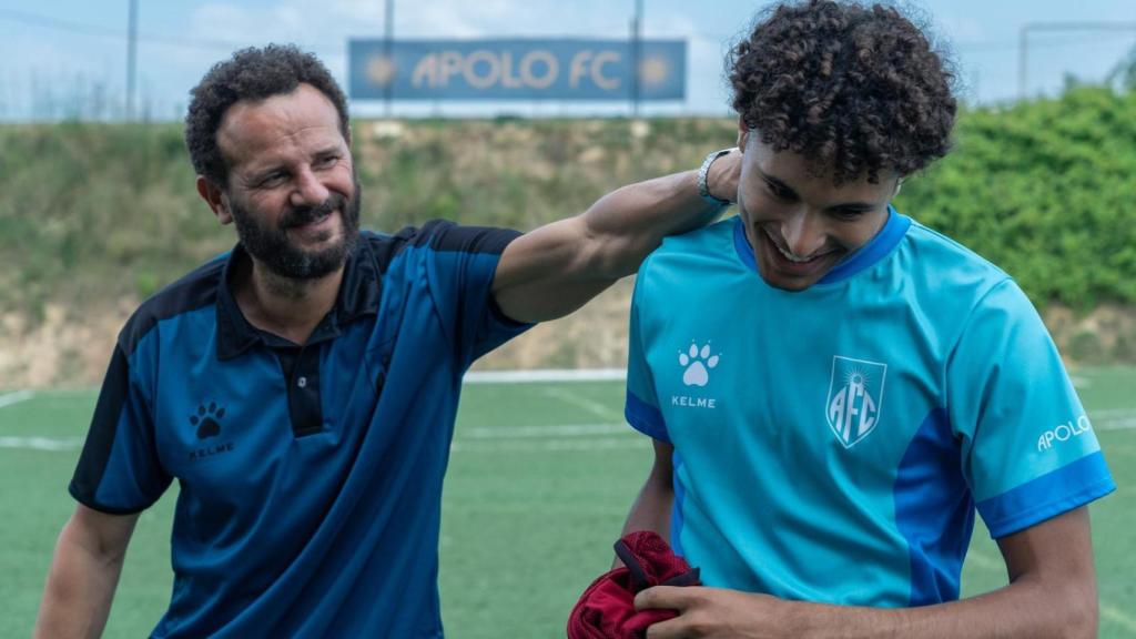 Machismo y homofobia en el mundo del fútbol: así es 'La Academia', la nueva serie que estrena Prime Video