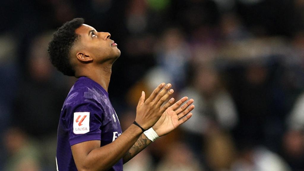 Rodrygo celebra uno de sus goles ante el Athletic Club.