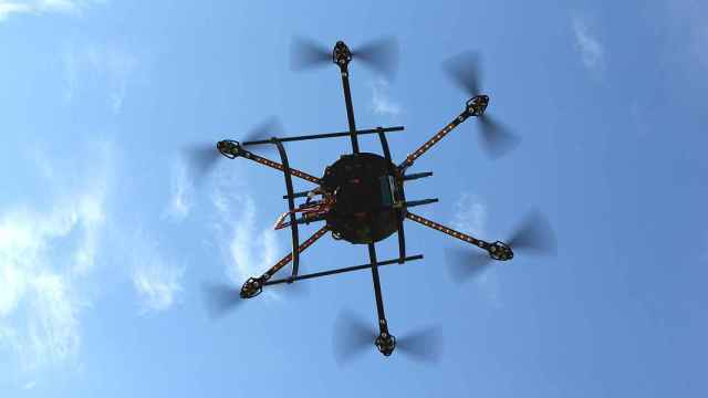Dron octocóptero, similar a lo que podría ser el conjunto de drones chinos
