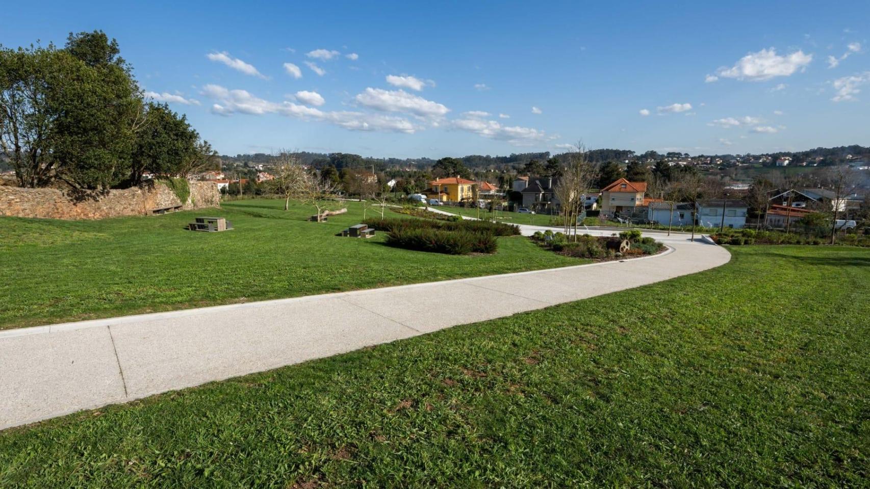 Nuevo parque público en Oleiros (A Coruña).