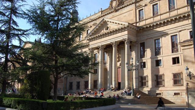 Universidad de Salamanca (USAL).