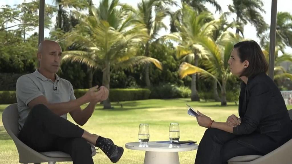 Luis Rubiales, durante la entrevista con Ana Pastor.