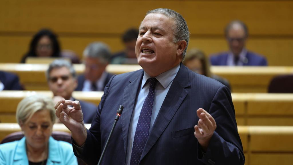 El senador del PP, Francisco Bernabé, este martes en la Cámara Alta.