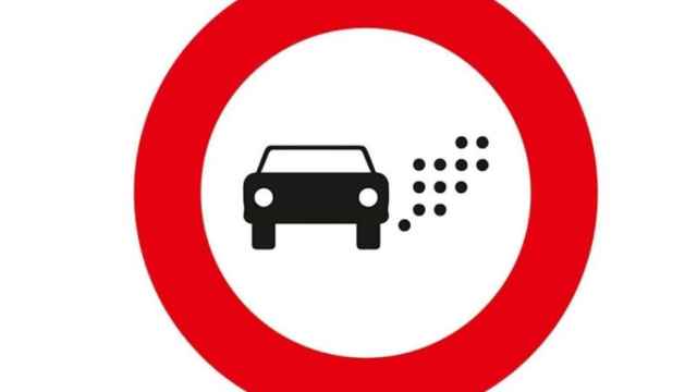 Esta es la nueva señal de la DGT que hay en las carreteras de España: qué significa y su multa si te la saltas