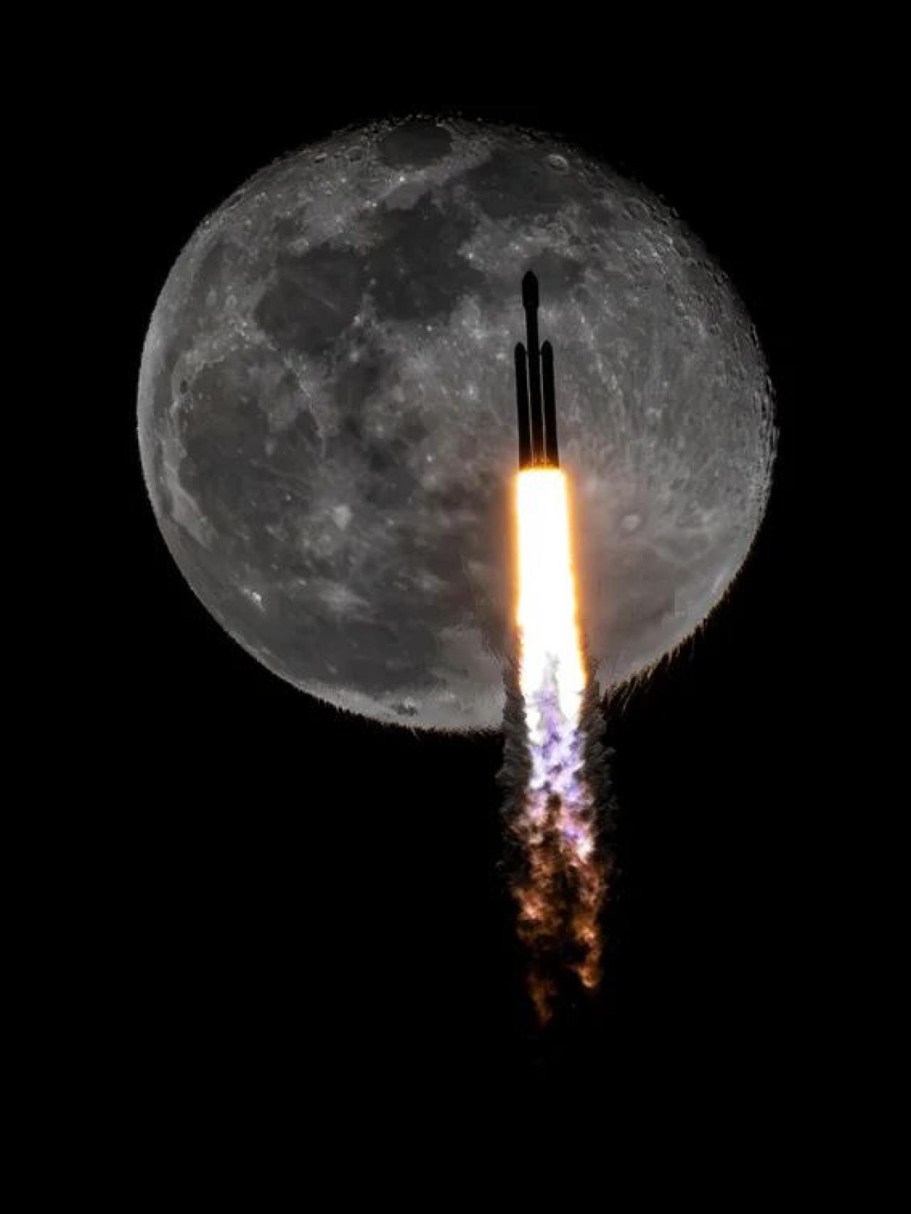 Falcon Heavy despegando sobre la Luna, fotografía premiada por Sony World Photography Awards 2024