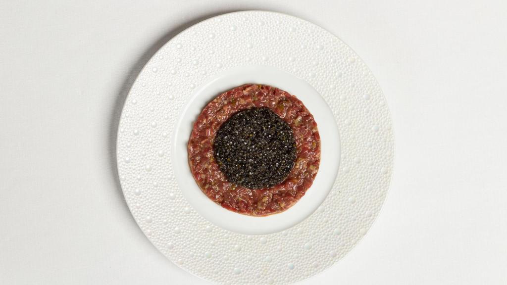 Steak tartar de vaca con caviar