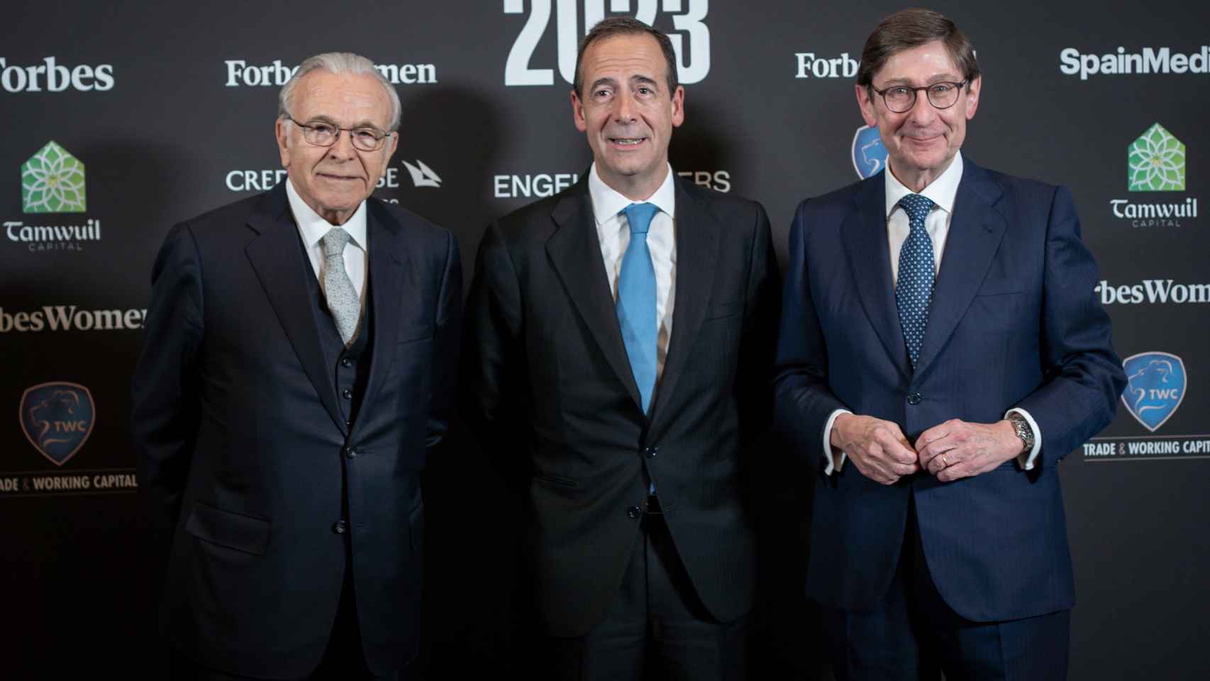 Gonzalo Gortázar, consejero delegado de CaixaBank, junto a Isidro Fainé, presidente de la Fundación La Caixa, y José Ignacio Goirigolzarri, presidente del banco.