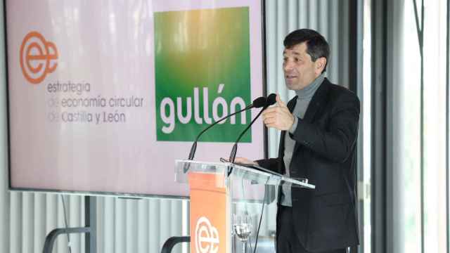 Paco Hevia, de Galletas Gullón, presente en la firma del Pacto de la Economía Circular de Castilla y León