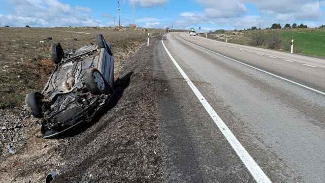 Turismo accidentado en la N-122 en la provincia de Soria