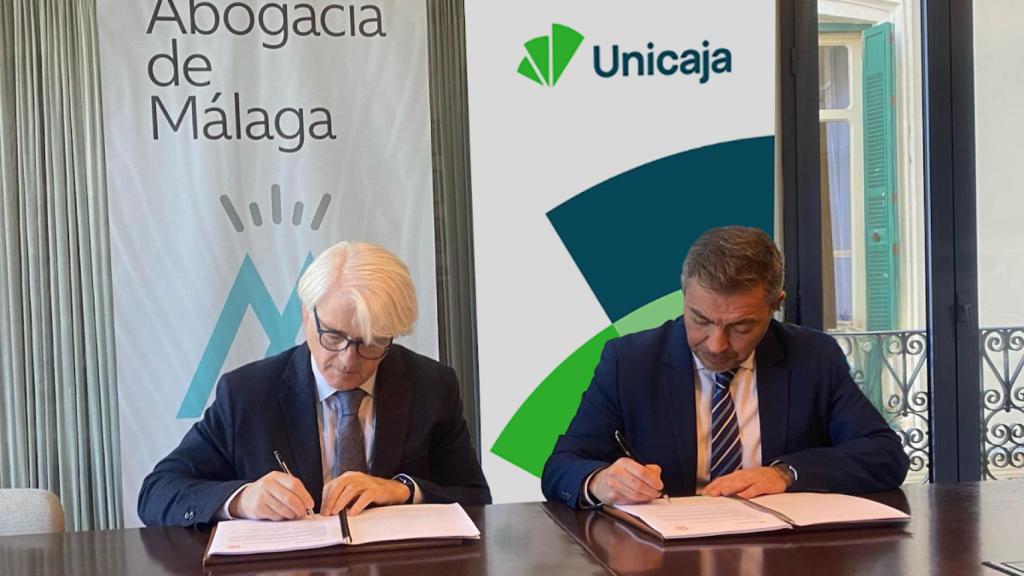 El momento de la firma del acuerdo.