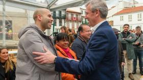 Rueda en una entrega de llaves de una vivienda de promoción pública.