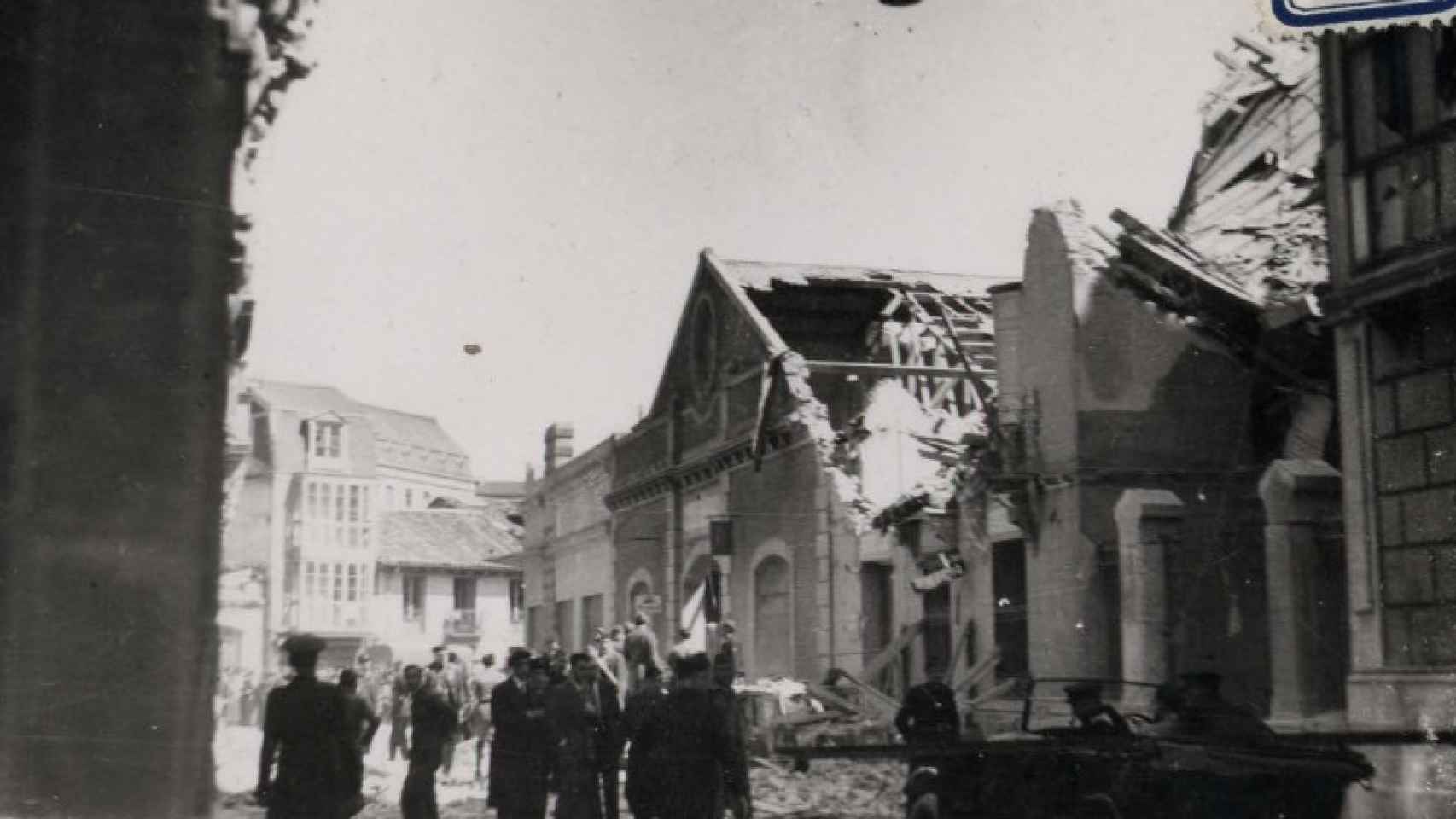 Destrozos causados por los bombardeos republicanos en Valladolid.